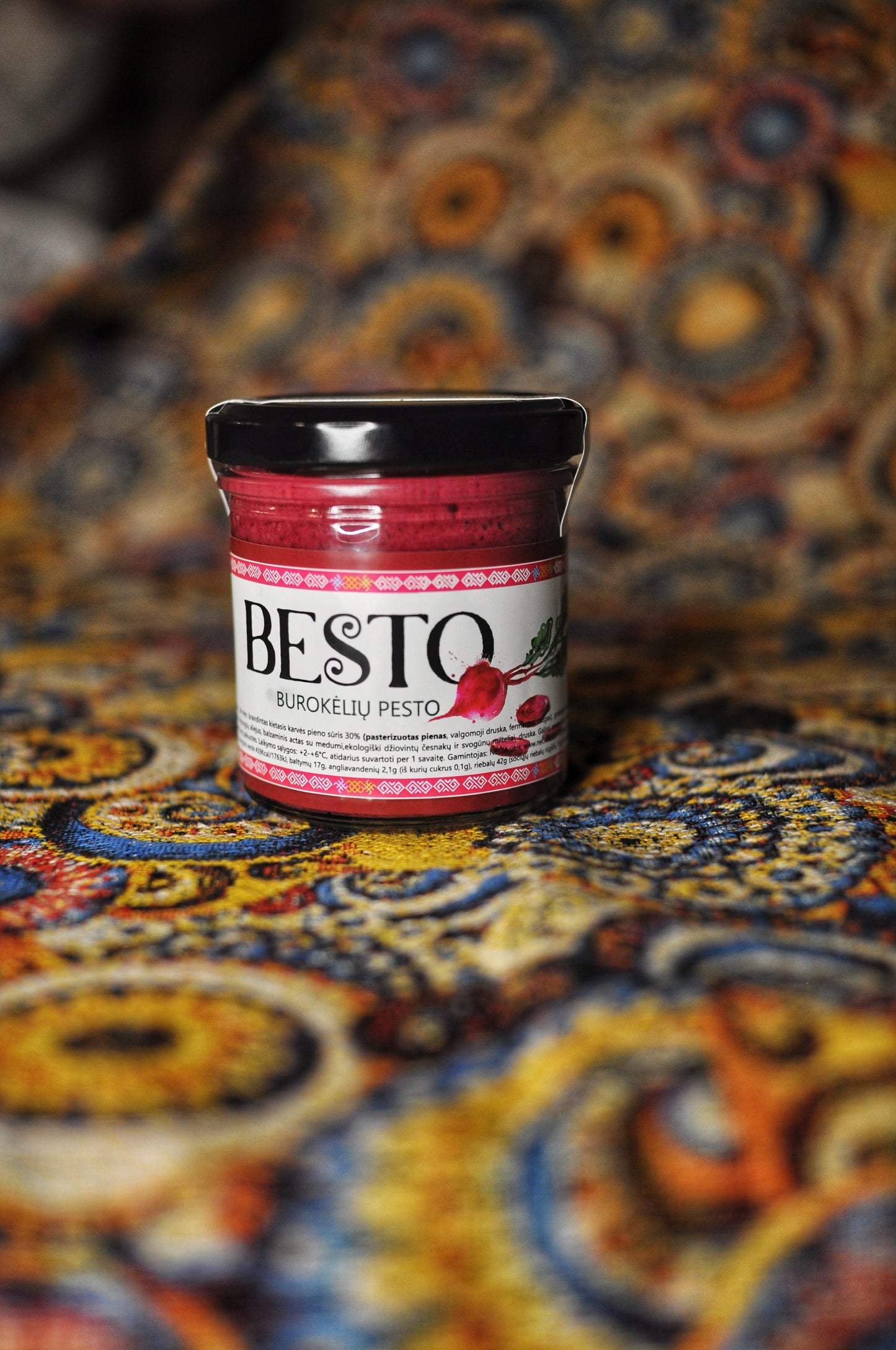 Burokėlių Pesto