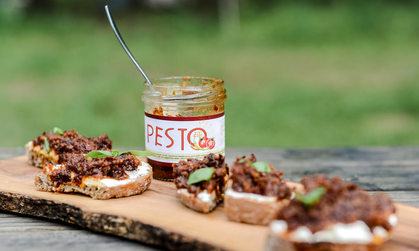 Saulėje Džiovintų Pomidorų Pesto